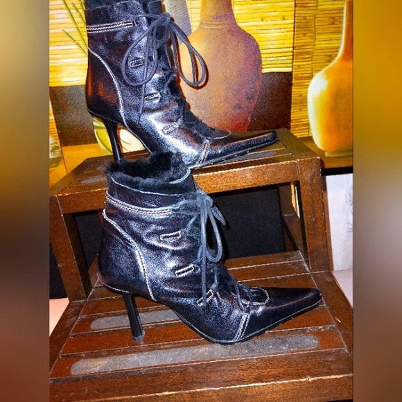 Ladies stylish high heels boots - Picture 1 of 16